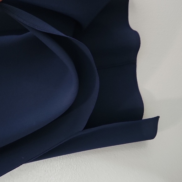 SIONI WOMANS NAVY SLEEVLESS BLOUSE SZ SMALL - Picture 7 of 7